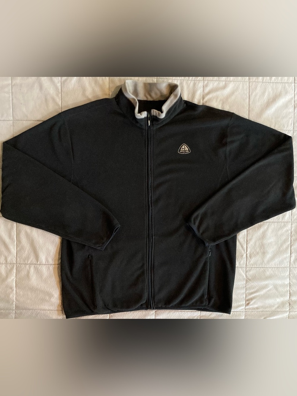 Nike ACG Thermal Layer 2 Fleece Jacket Men’s Large Black Outdoors Hiking